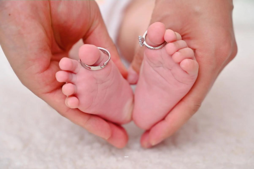 玉林宝宝发烧退不下去 玉林宝宝发烧退不下去